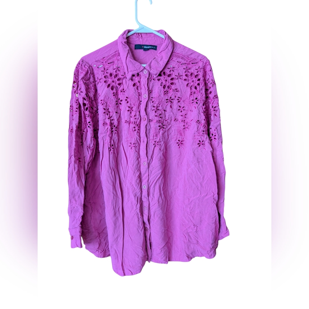 denim 24/7 women's pink tunic button up long sleeve lace in the sleeve Size 20w